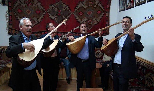 BİR OZANIN TELİNDEN