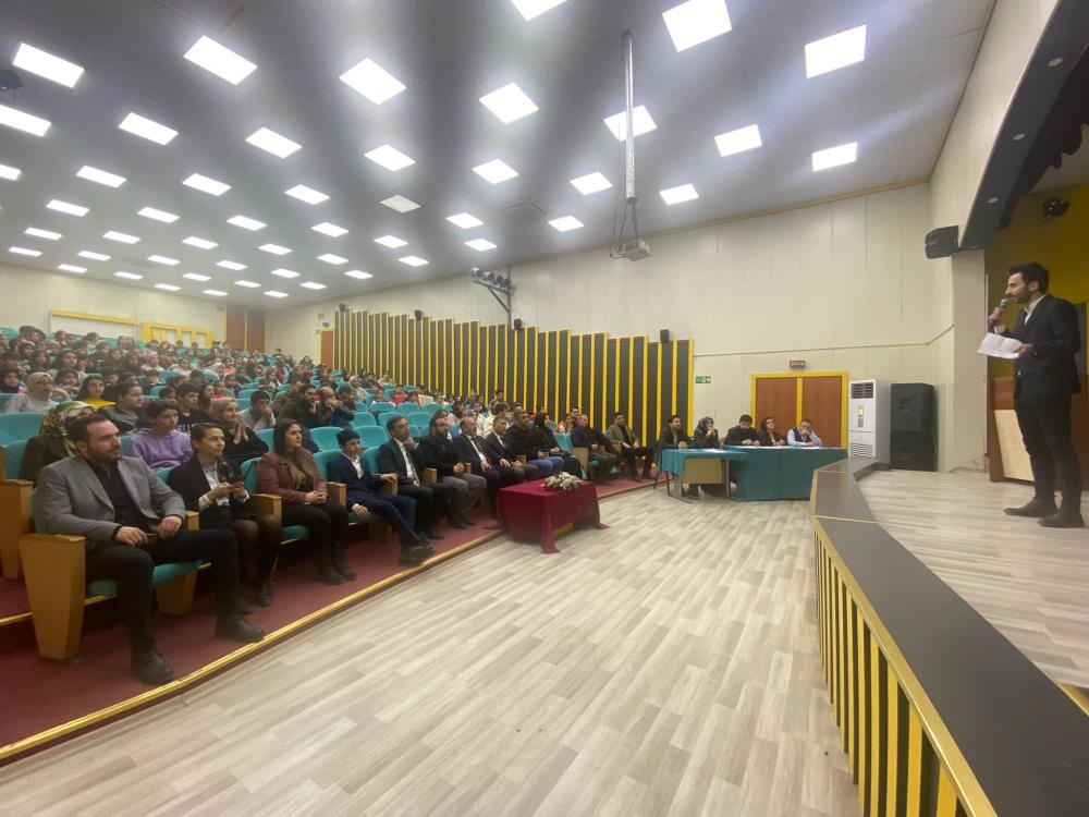 Ağrı'da O'nu ( Peygamber Efendimiz SAV) en güzel kim anlatır? yarışması düzenlendi