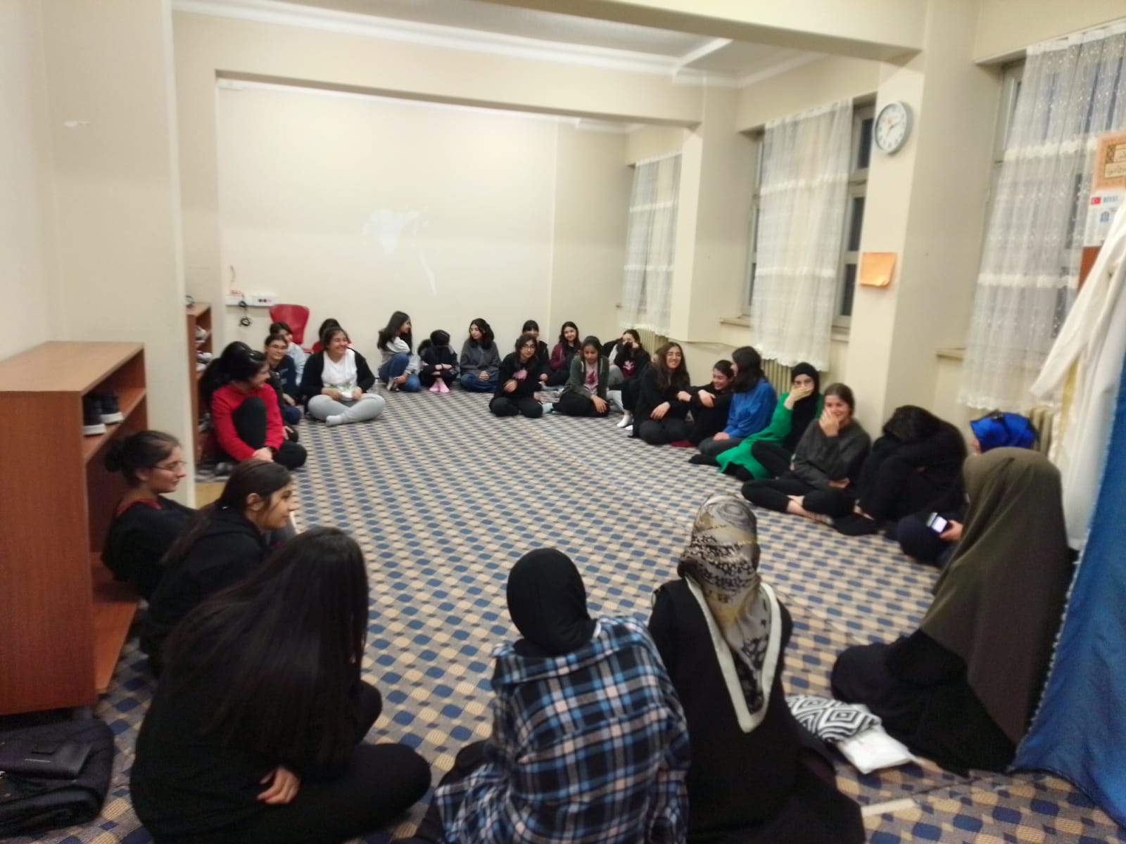 Pansiyonda kalan öğrencilere  değerler eğitimi  anlatıldı