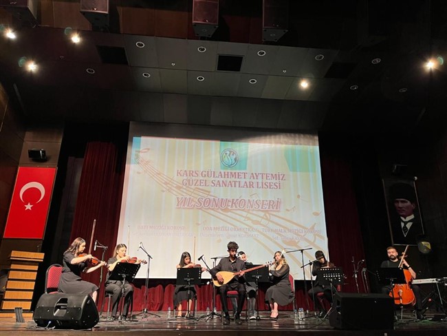 Yıl sonu konseri unutulmaz bir müzik akşamı yaşattı