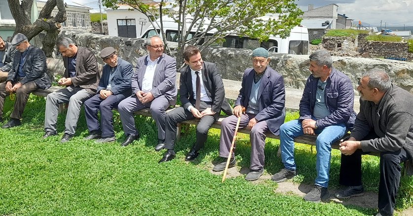 Kaymakam Demirkıran, Büyükoluklu Köyünü ziyaret etti