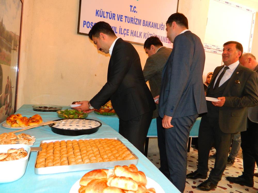 Posof Halk Eğitim Merkezi sergisine yoğun ilgi