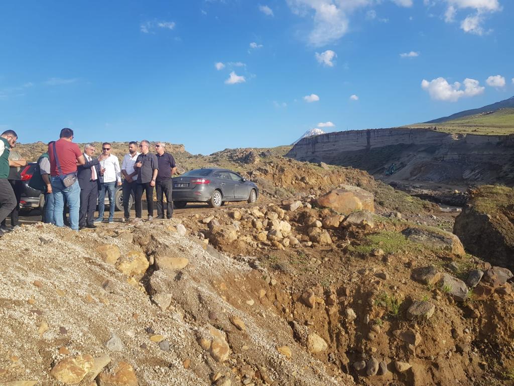 Aralık ilçesinde taşkın koruma tesisi çalışmaları sürüyor