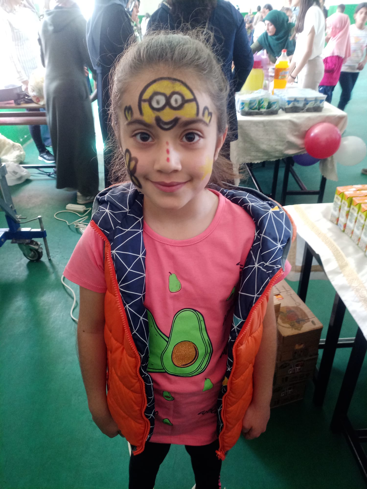 Kars'ta, kardeş okul yararına kermes düzenlendi