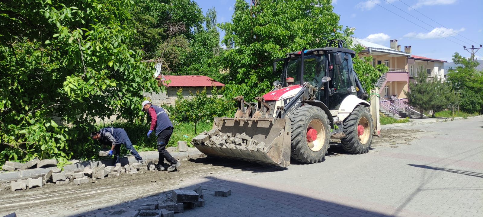 Kağızman'da elektrik hatları yeraltına alınıyor