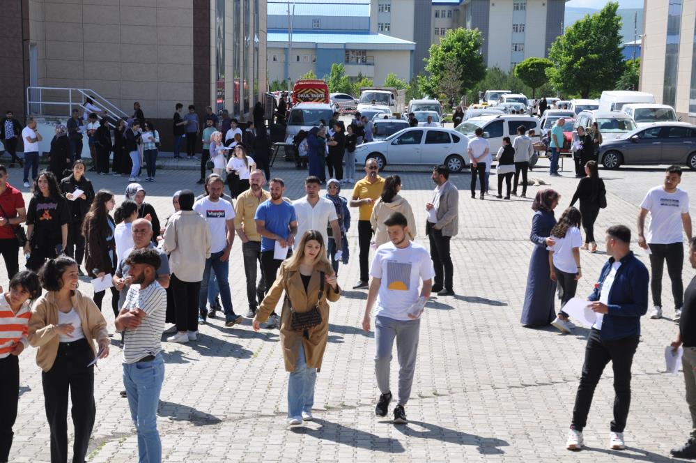 Kars'ta YKS heyecanı başladı