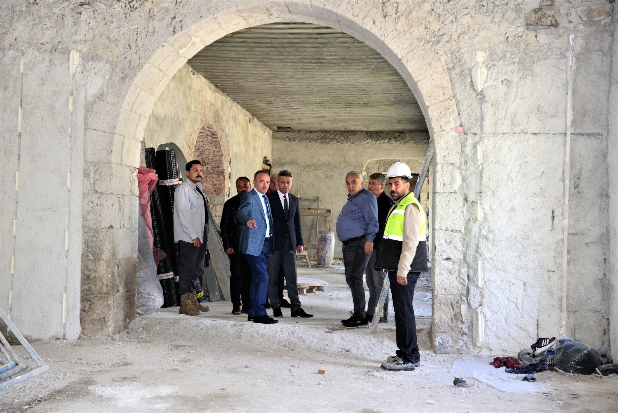 Ardahan'da millet bahçesi inşaat çalışmaları devam ediyor