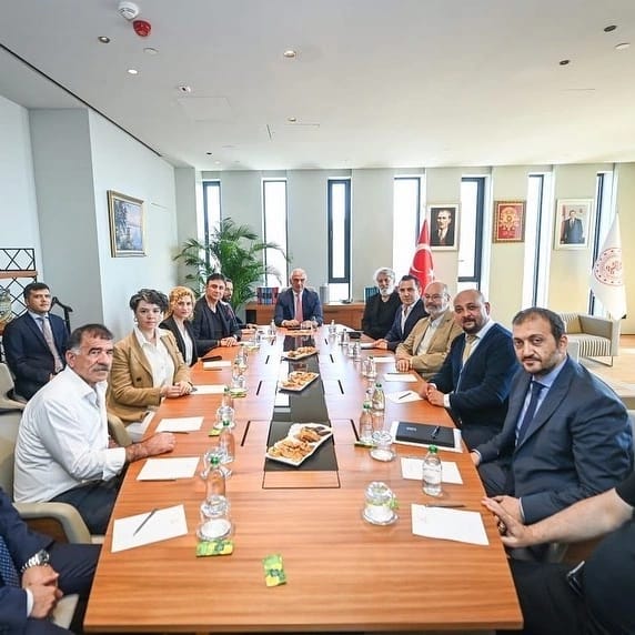 Kültür Bakanı Ersoy'dan MESAM'a destek
