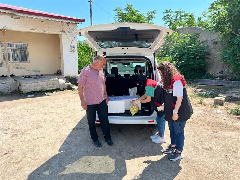 Iğdır'da yetişen ürünlerden numune alınıyor