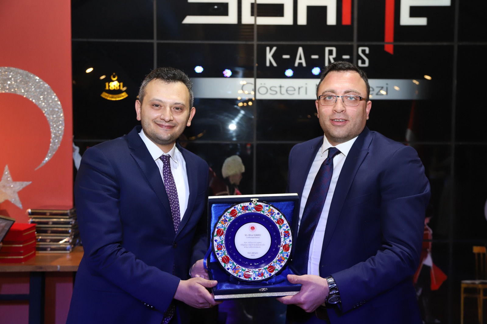 Kars'ta görev yeri değişen hakim ve savcılara veda yemeği verildi