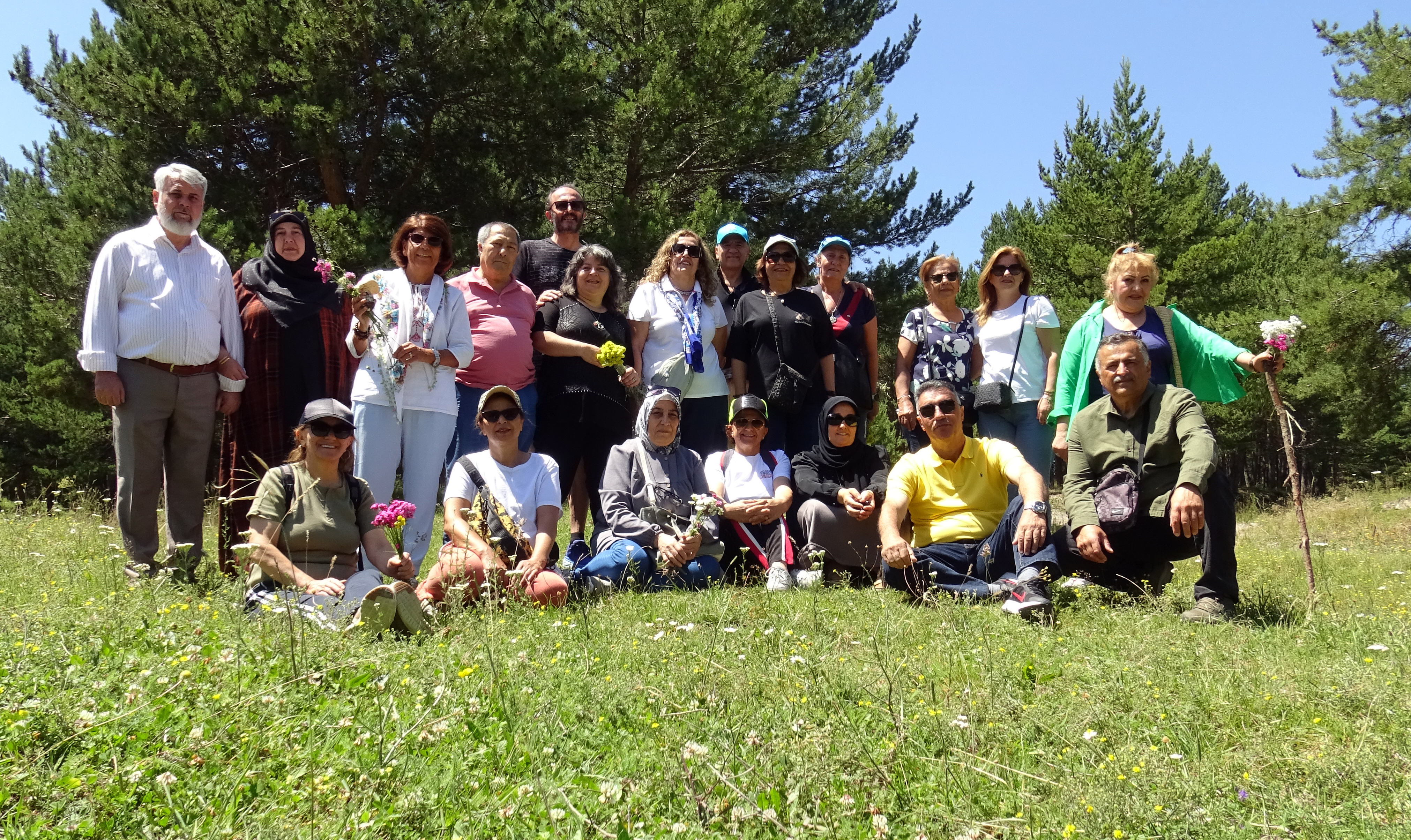 Sarıkamış'ta doğa yürüyüşü düzenlendi