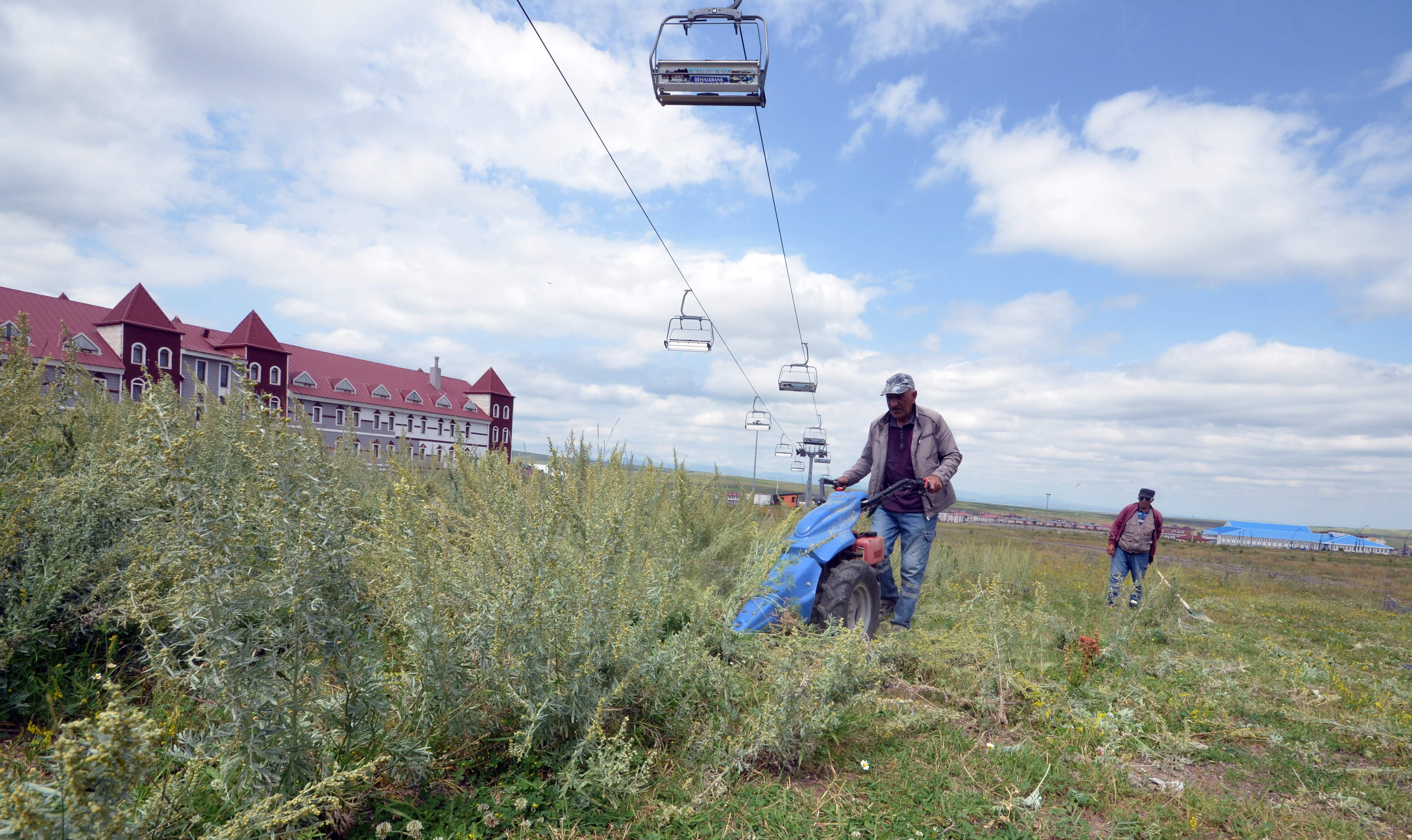 Cıbıltepe Kayak Merkezi'nde kış hazırlıkları başladı