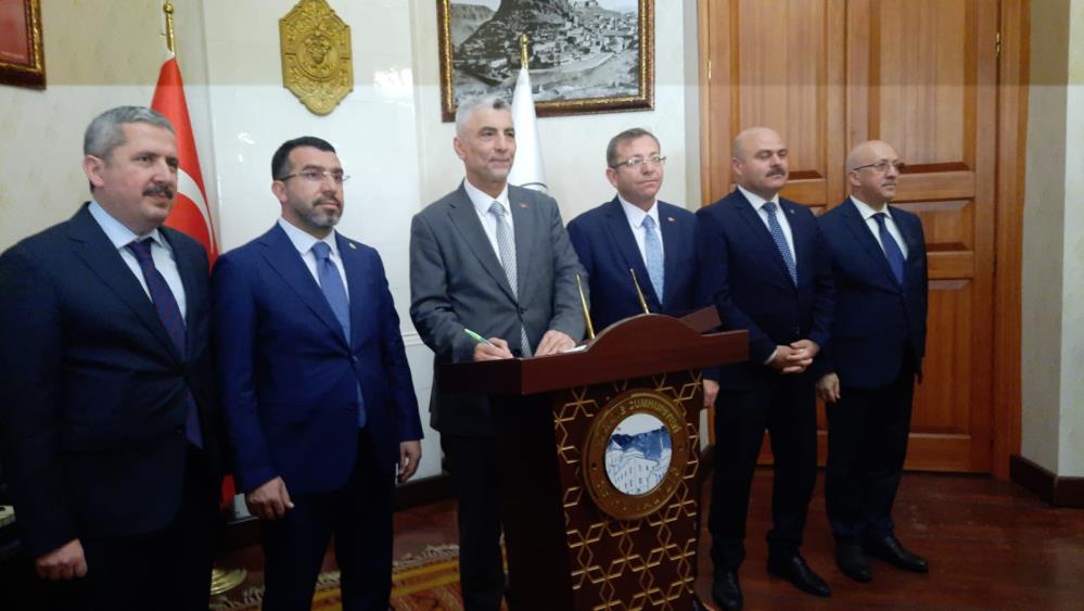 Ticaret Bakanı Ömer Bolat Kars'ta