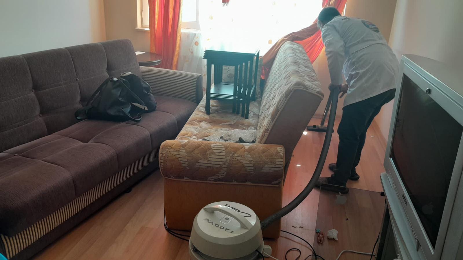 Kars'ta, "Evde Yaşlı Bakım Hizmeti" devam ediyor