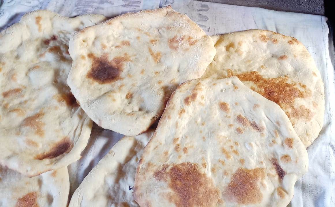 Kars'ın köylerinde seyyar taş fırınlar yaygınlaşıyor