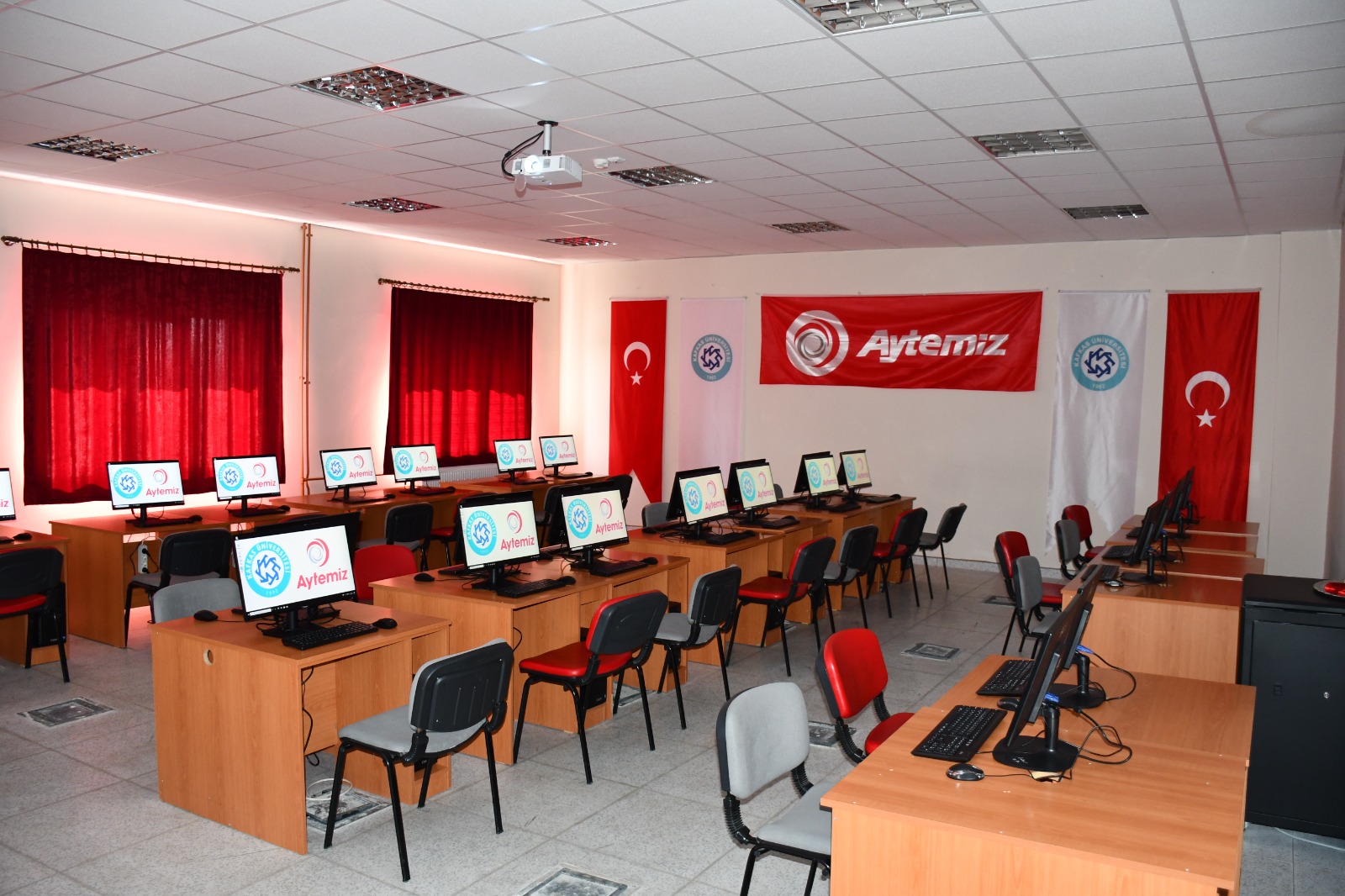 KAÜ'de teknoloji sınıfı kuruldu