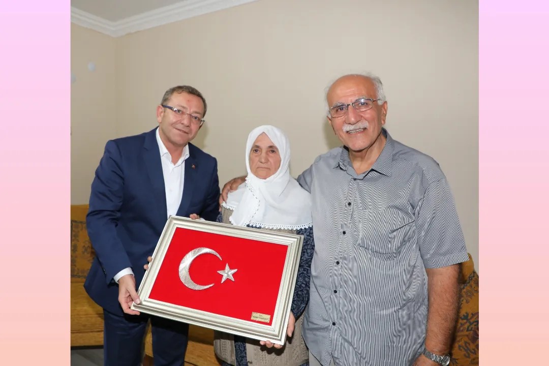 Vali Polat: Öğretmenlere büyük görev düşüyor