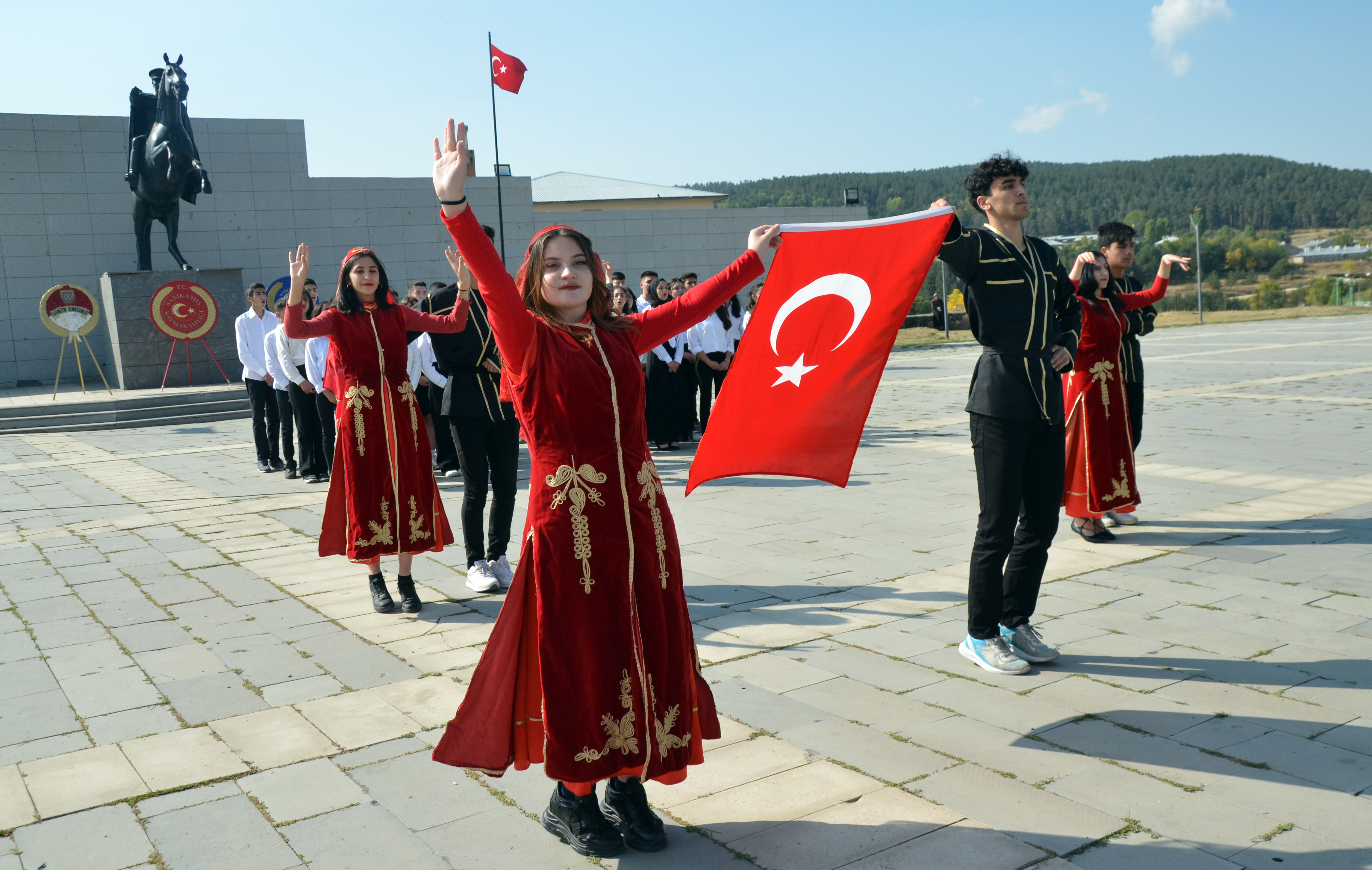Sarıkamış'ın düşman işgalinden kurtuluşunun 103. yıl dönümü kutlandı
