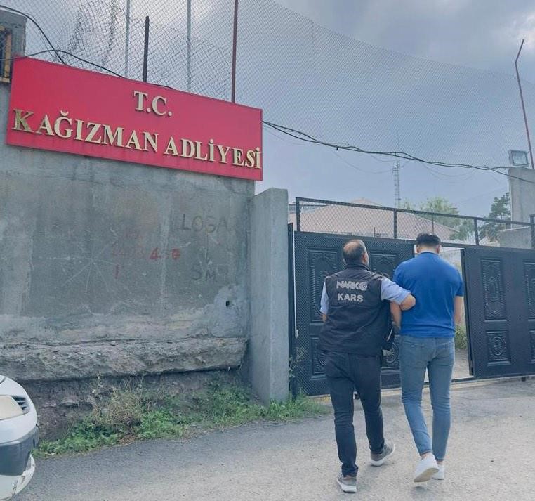 Kars'ta uyuşturucu ele geçirildi