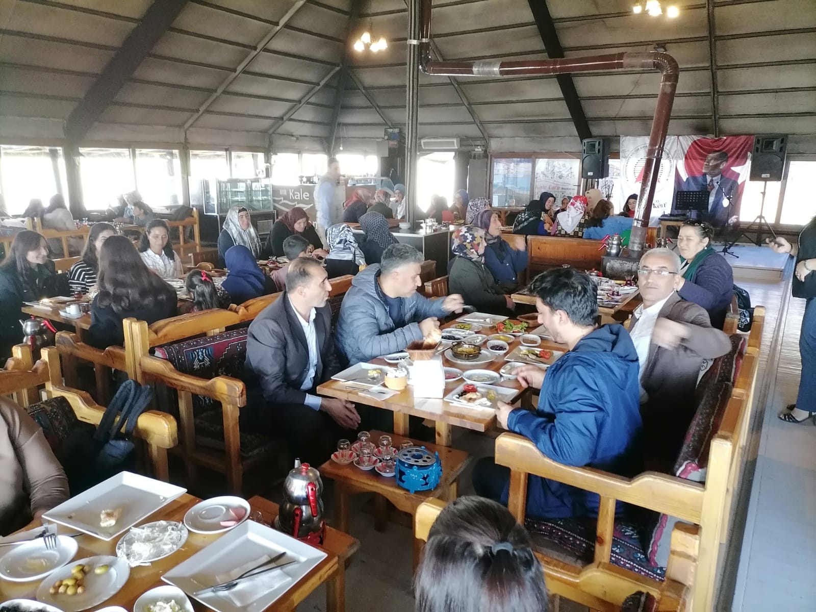 Aydıngün Der emektar kadınları unutmadı 