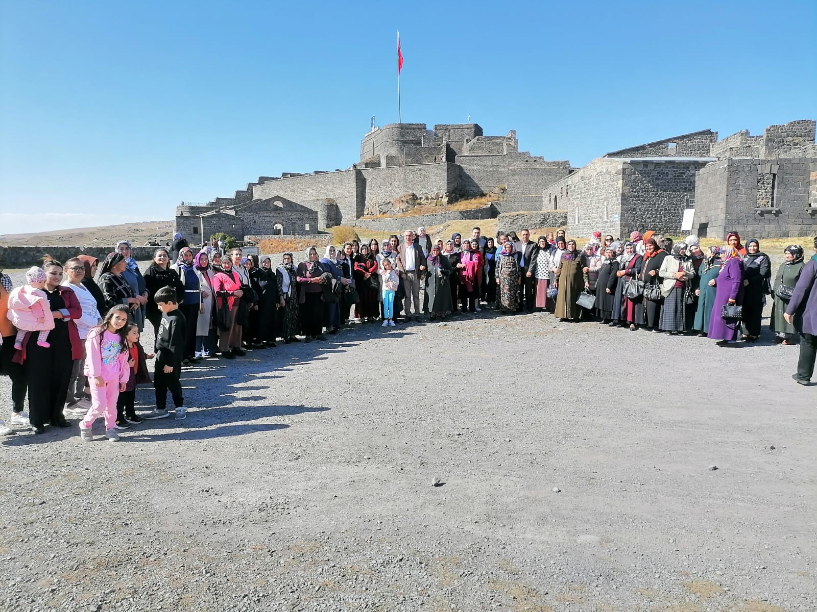 Aydıngün Der emektar kadınları unutmadı 