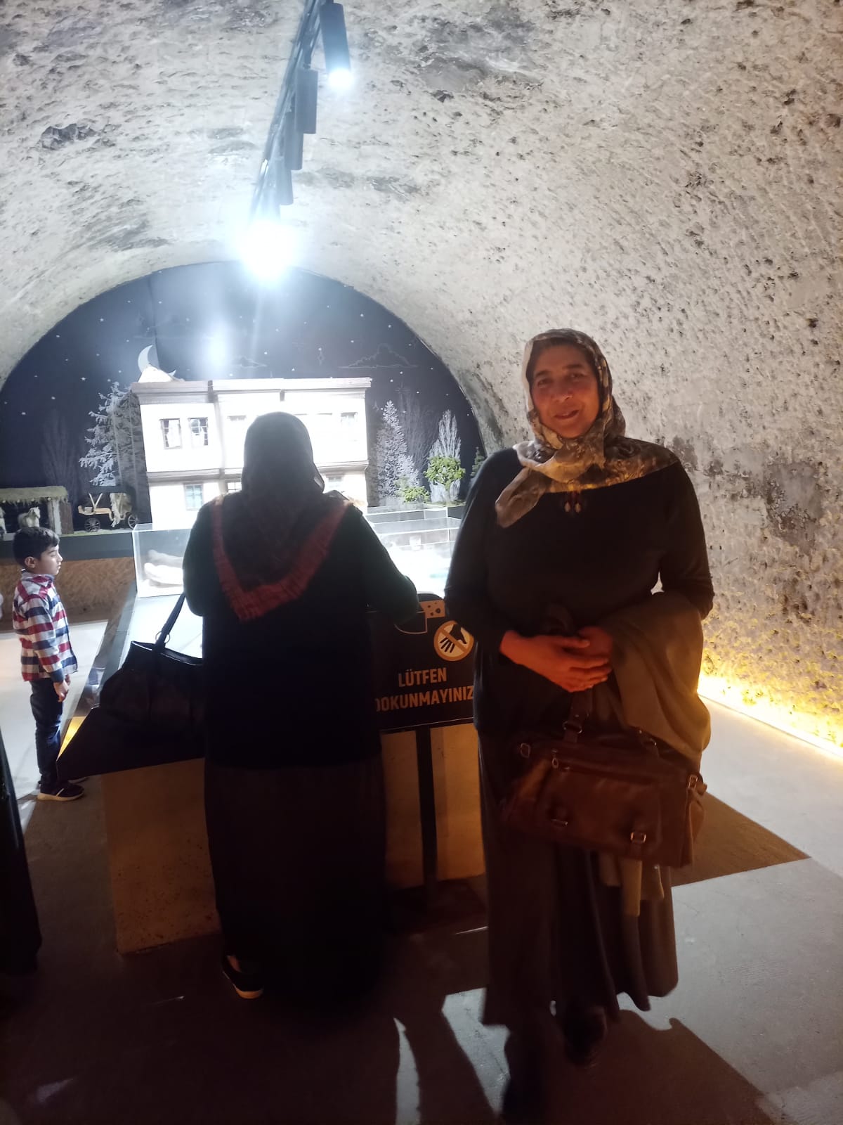 Aydıngün Der emektar kadınları unutmadı 