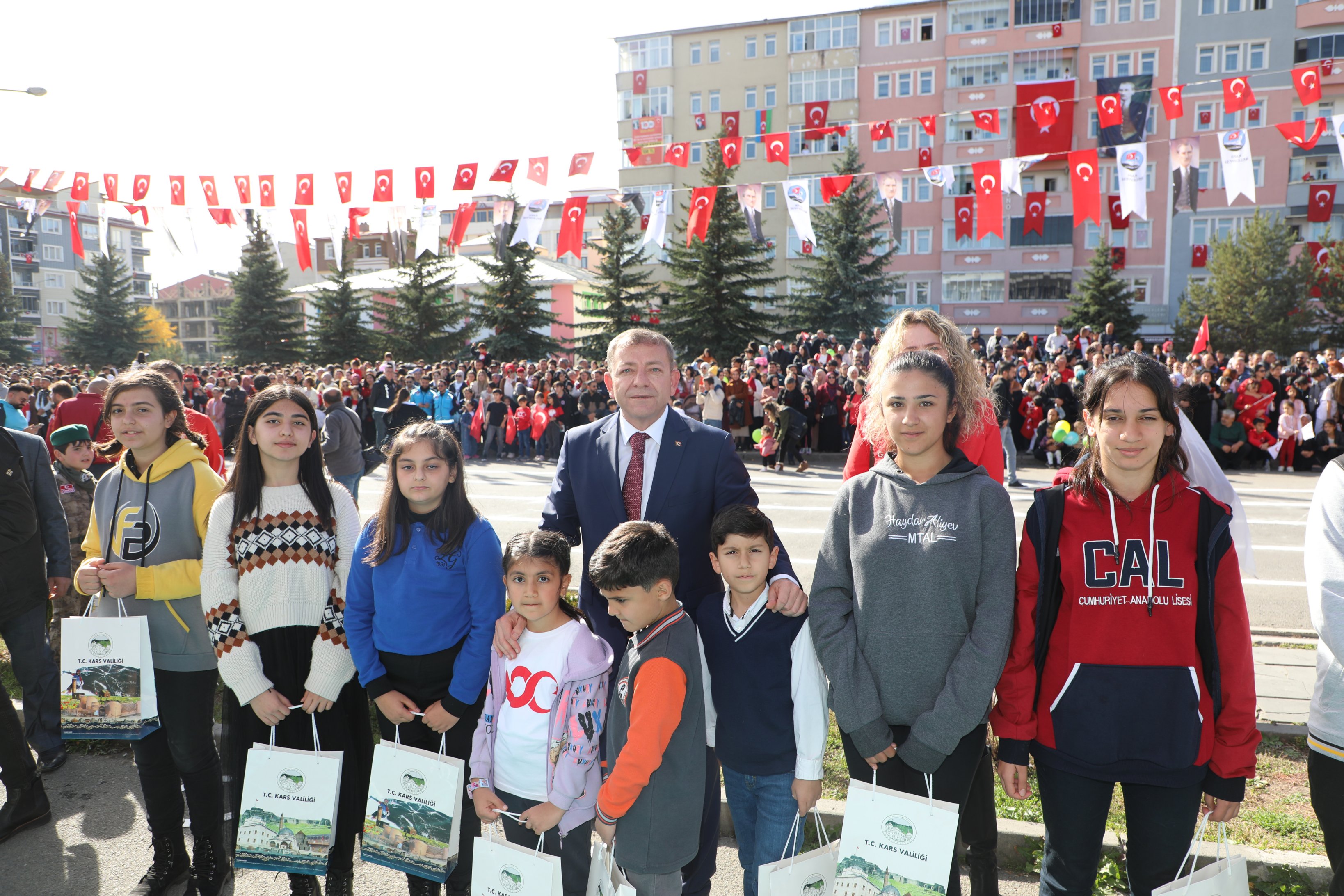 Kars'ta 100. Yıl coşkusu