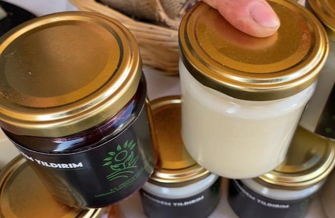 “Bitkilerimiz, yünlerimiz, tüylerimiz tamamen doğal”