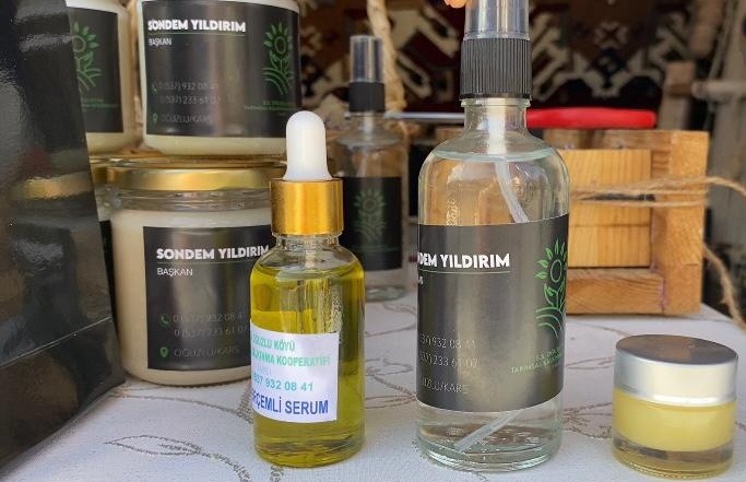 “Bitkilerimiz, yünlerimiz, tüylerimiz tamamen doğal”