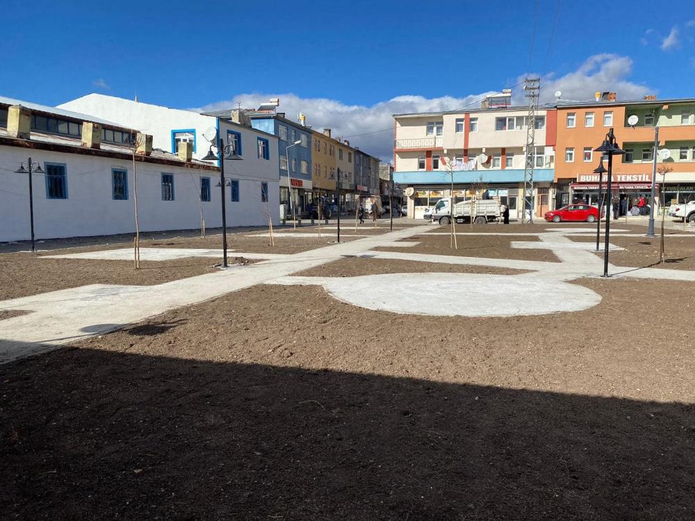 AK Partili Başkan Selim'in çehresini değiştirdi