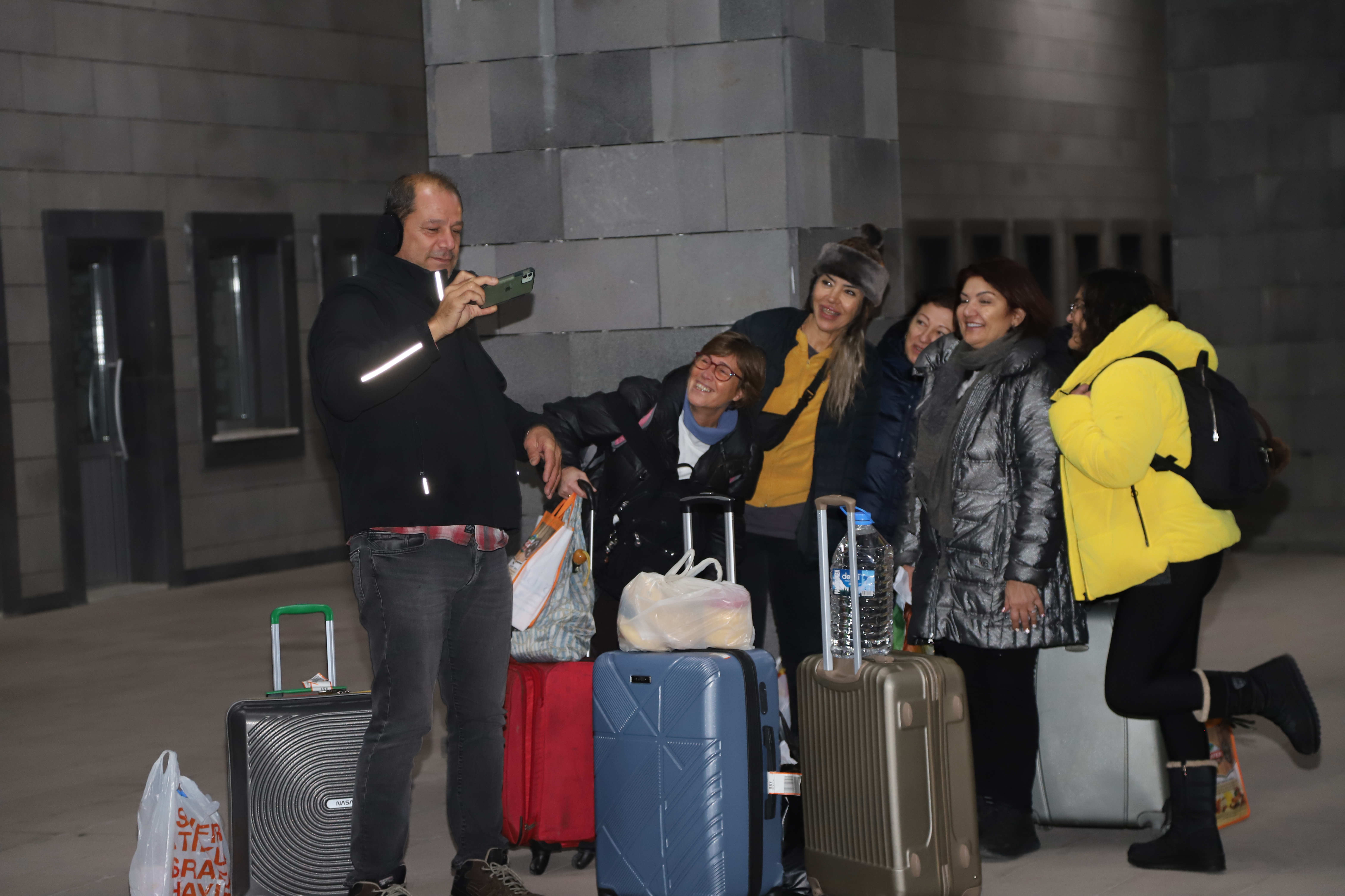 "Turistik Doğu Ekspresi" Kars'tan ilk seferine uğurlandı