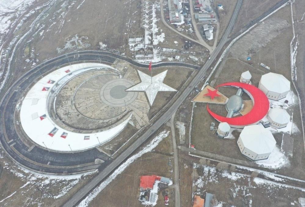 Vali Polat, Sarıkamış Hareketi hazırlıklarını yerinde gördü