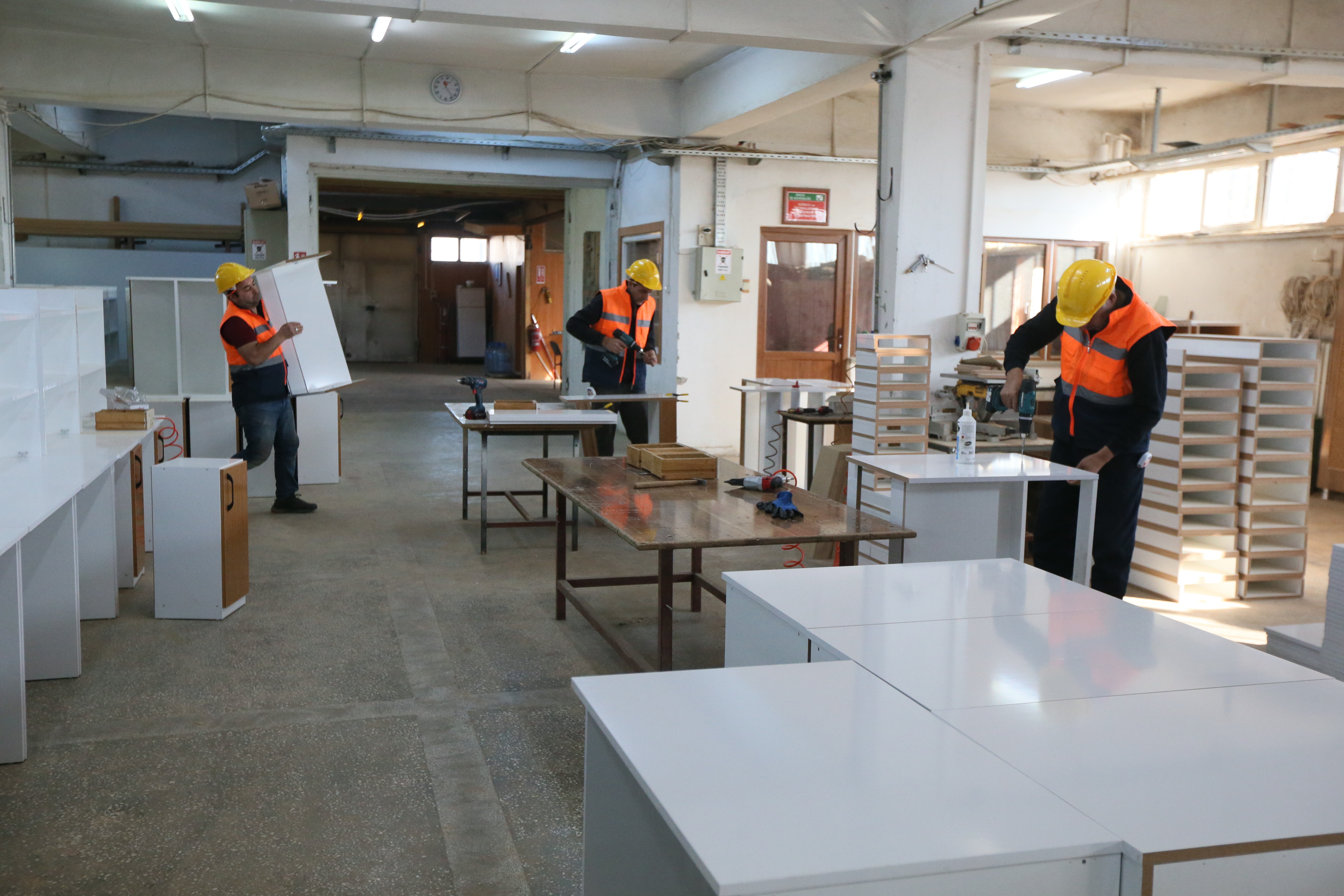 Kars'ta ihtiyaç sahibi çocukların odası "kütüphane gibi" düzenlenecek