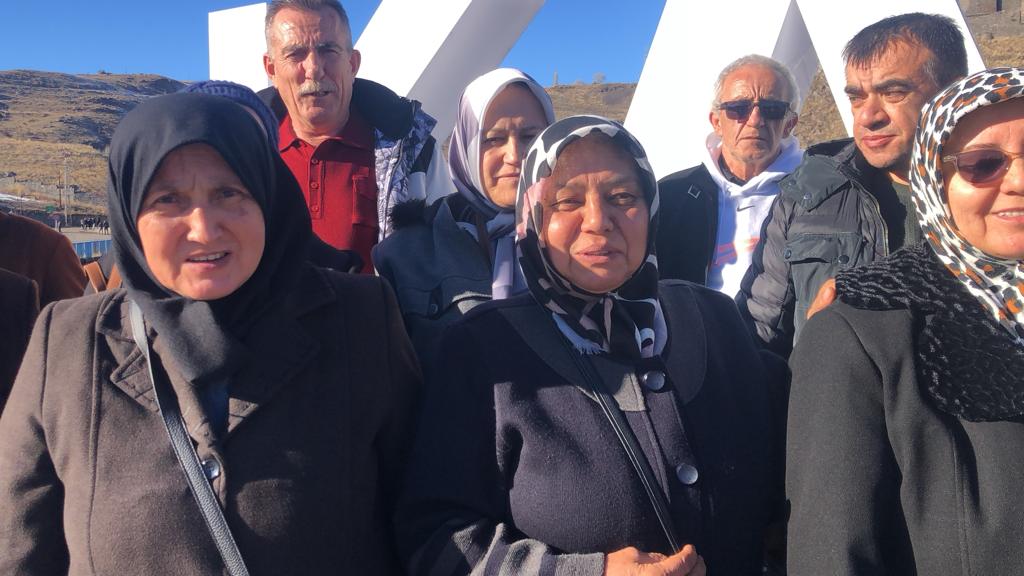 Bursa şehit aileleri Kars’ı gezdi