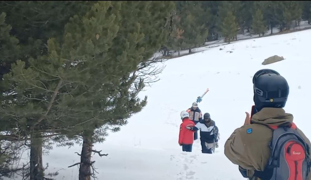 Sarıkamış'ta kaybolan İranlı kayakçıları JAK buldu