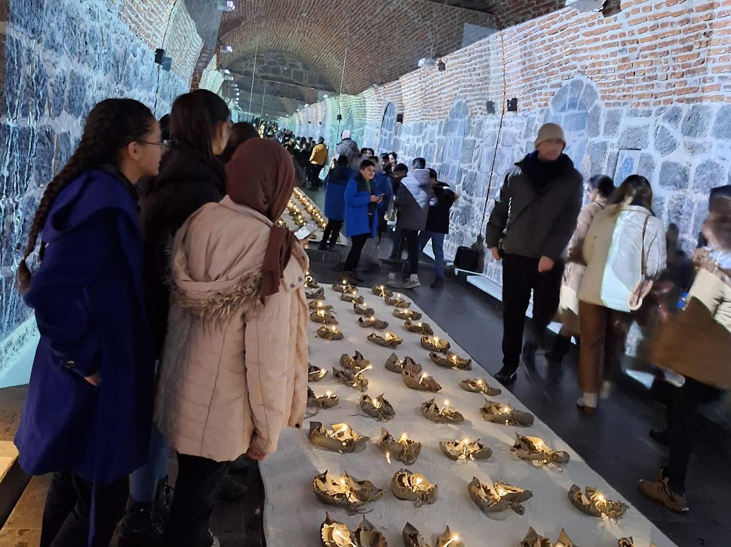 Selimli öğrenciler Kars’ı gezdi