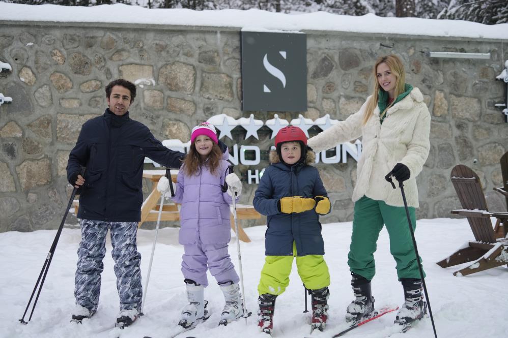 Wilma Elles Sarıkamış'ta kayak tatilinde