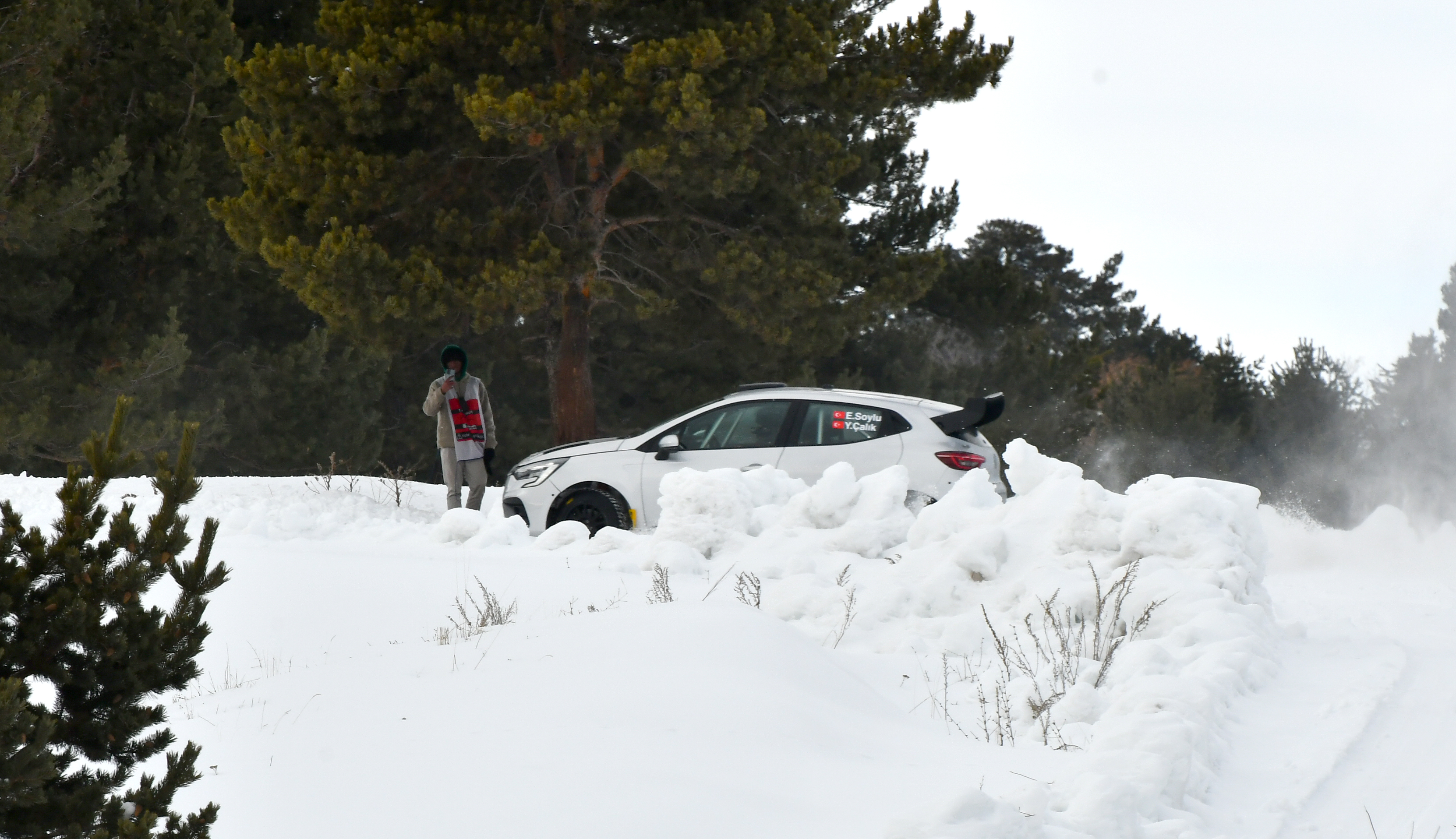 Sarıkamış Rallisi için test sürüşleri yapılıyor