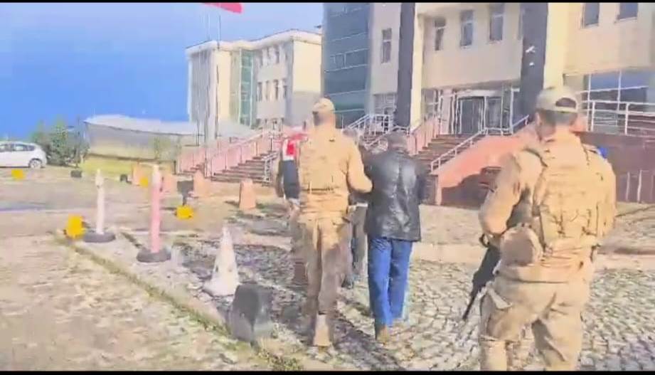 Aranan 12 şahıs JASAT tarafından yakalandı