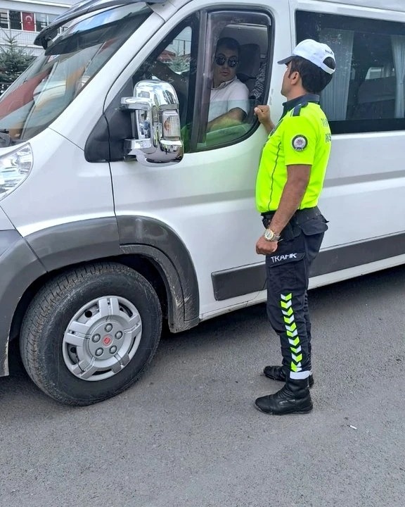 Kars'ta okul çevrelerinde denetimler yapıldı