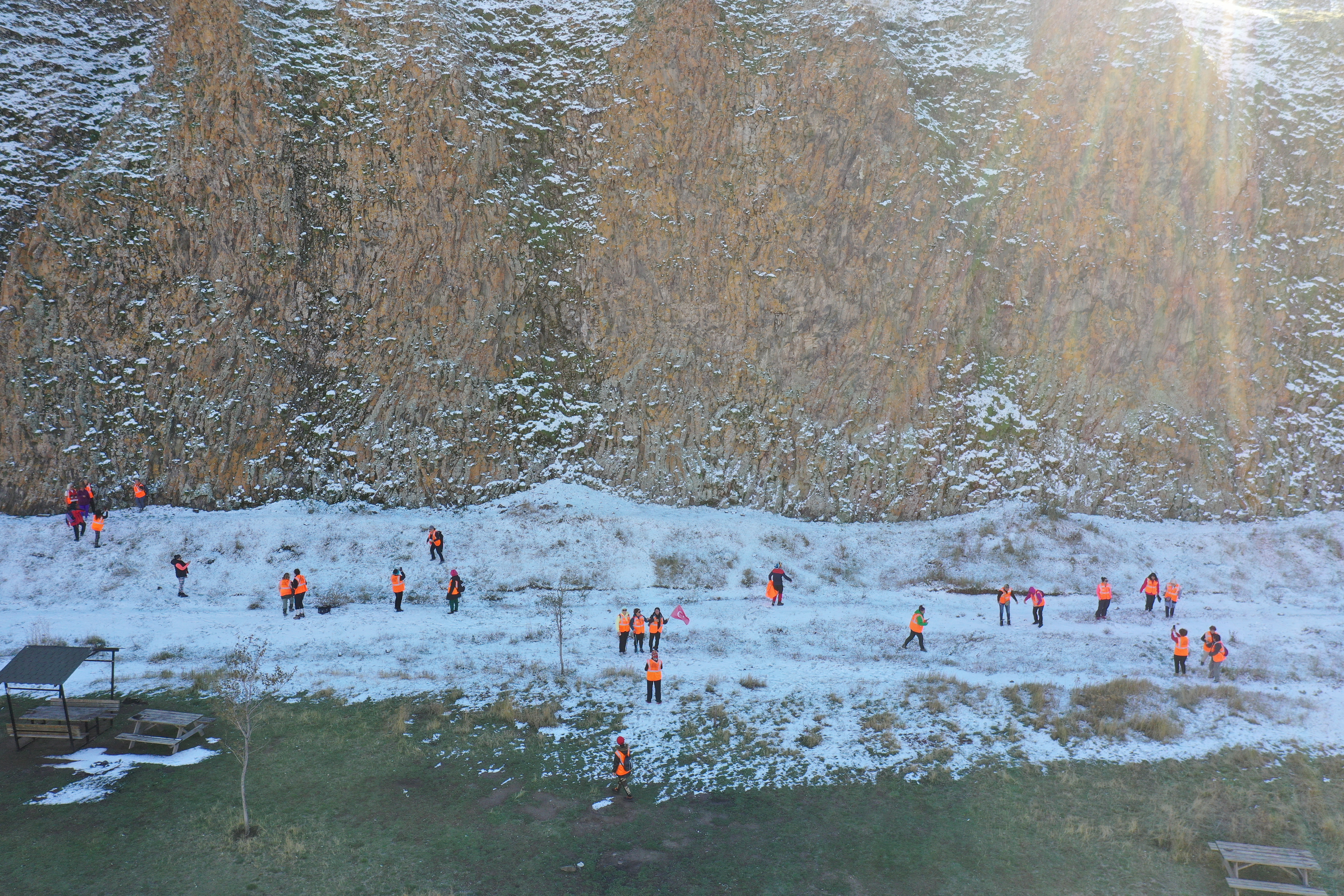 100 kadın 'Sevgi Yürüyüşü' ile Doğu'nun güzelliklerini keşfediyor