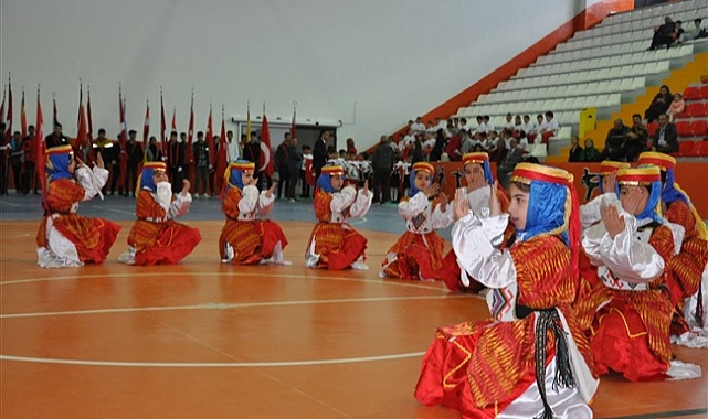 Kars'ta 23 Nisan coşkuyla kutlandı