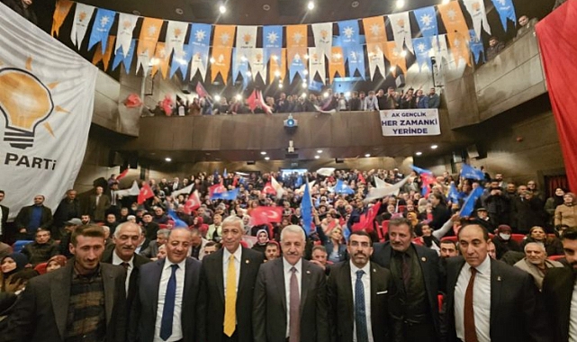 Kars'ta AK Parti aday tanıtımını yaptı