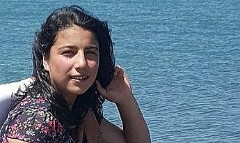 Liseli genç kız, 8 yıl 4 ay hapis cezasına çarptırıldı