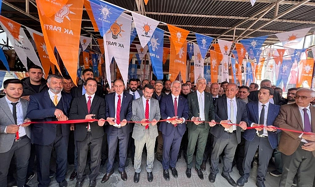 Sarıkamış'ta AK Parti seçim irtibat bürosu açıldı