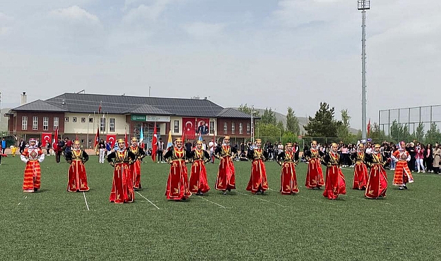 19 Mayıs Atatürk'ü Anma Gençlik ve Spor bayramı Kağızman'da coşkuyla kutlandı