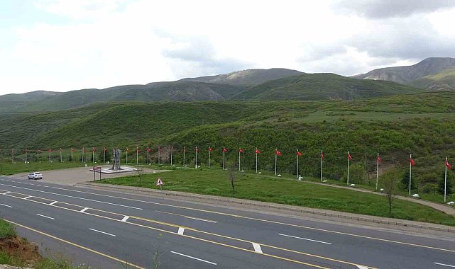 33 şehidin acısı 30 yıldır hafızalardan silinmiyor