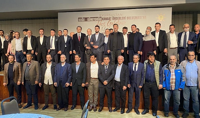 AK Parti, Eyüpsultan'da Doğu-Güneydoğu kanaat önderleriyle buluştu