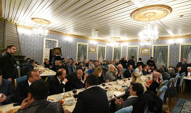 Ak Parti İl Başkanı Küçükoğlu: "Millete istikamet hizmetinden şaşmadık"
