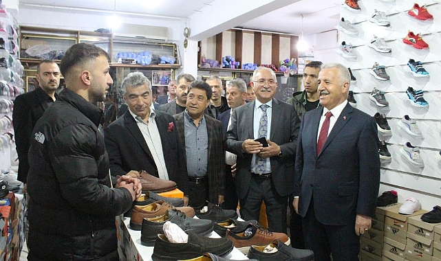 Ak Parti Kars milletvekili Ahmet Arslan  Iğdır'da esnafı ziyaret etti